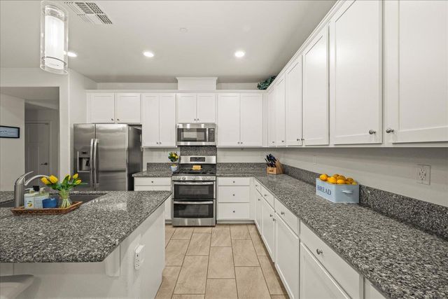 12791 Evanston Way, Rancho Cordova, CA 95742