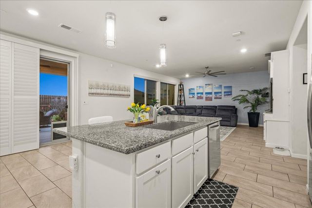 12791 Evanston Way, Rancho Cordova, CA 95742