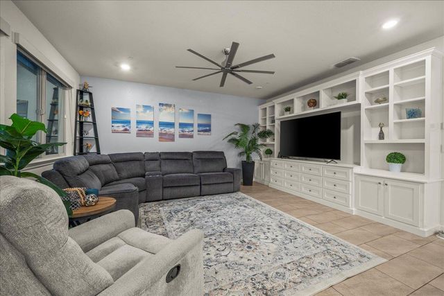 12791 Evanston Way, Rancho Cordova, CA 95742