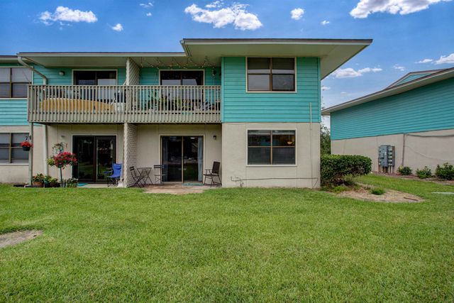 650 W Pope Rd 265, St Augustine, FL 32080