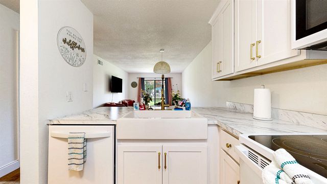 650 W Pope Rd 265, St Augustine, FL 32080