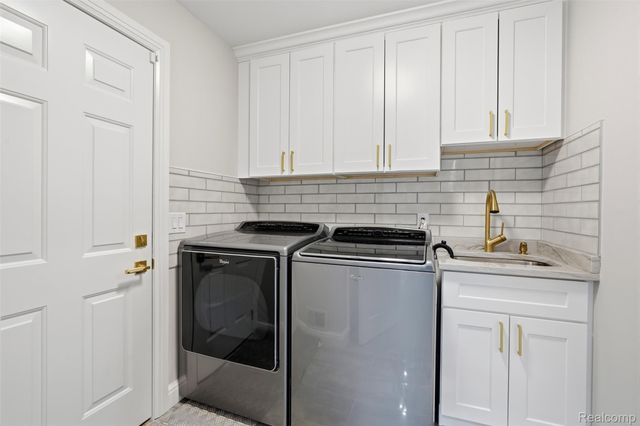 4212 April Lane, Sterling Heights, MI 48310