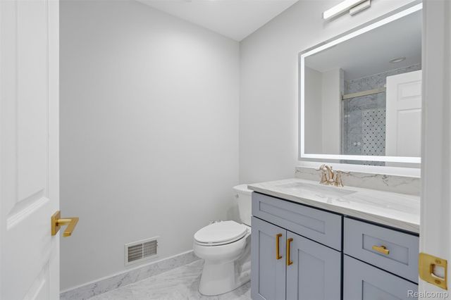 4212 April Lane, Sterling Heights, MI 48310