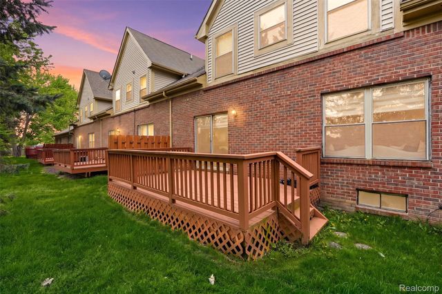 4212 April Lane, Sterling Heights, MI 48310