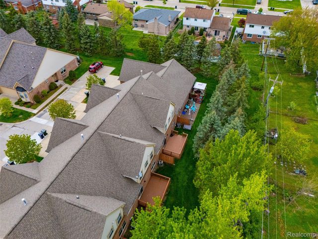 4212 April Lane, Sterling Heights, MI 48310