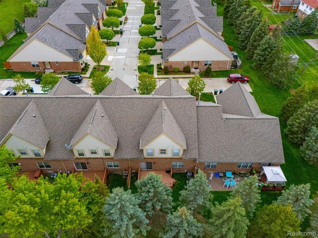 4212 April Lane, Sterling Heights, MI 48310