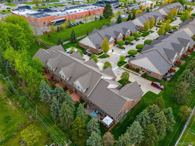 4212 April Lane, Sterling Heights, MI 48310