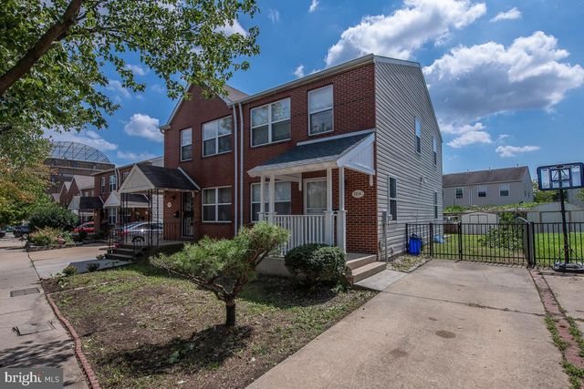 1216 OGDEN ST, Philadelphia, PA 19123