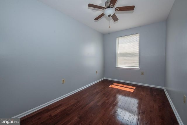 1216 OGDEN ST, Philadelphia, PA 19123