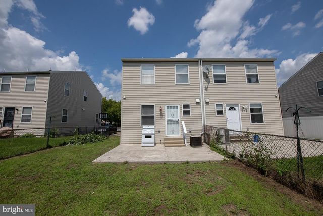 1216 OGDEN ST, Philadelphia, PA 19123