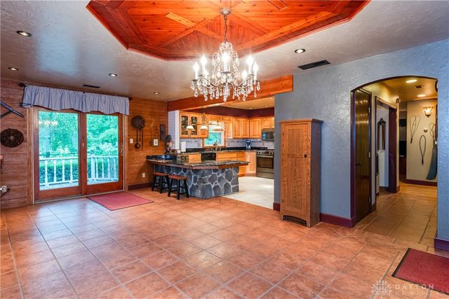 362 N Parkview Road, Woodstock, OH 43084