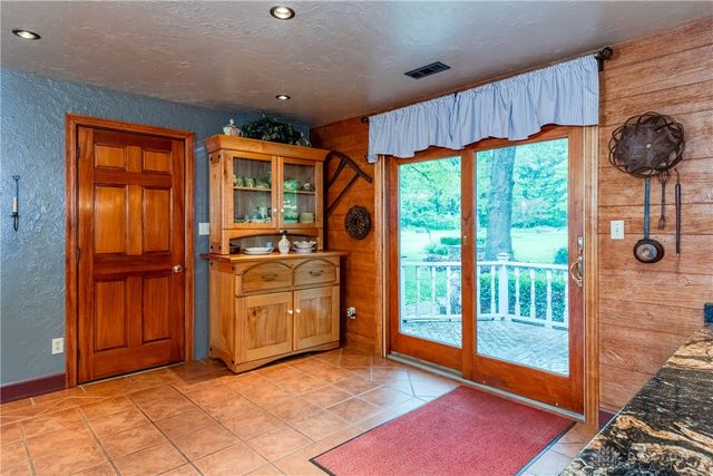 362 N Parkview Road, Woodstock, OH 43084