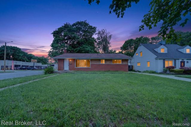 13905 Longacre Street, Detroit, MI 48227