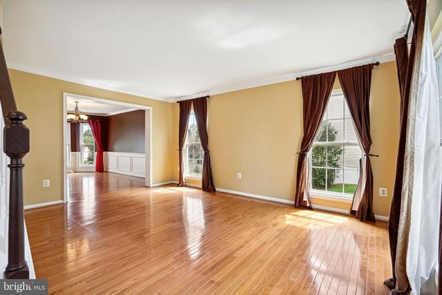 5406 LOMAX WAY, Woodbridge, VA 22193