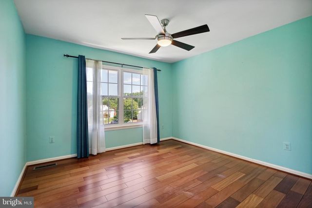 5406 LOMAX WAY, Woodbridge, VA 22193