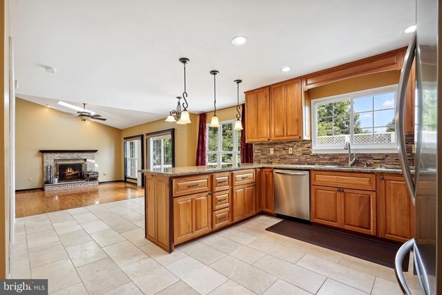 5406 LOMAX WAY, Woodbridge, VA 22193