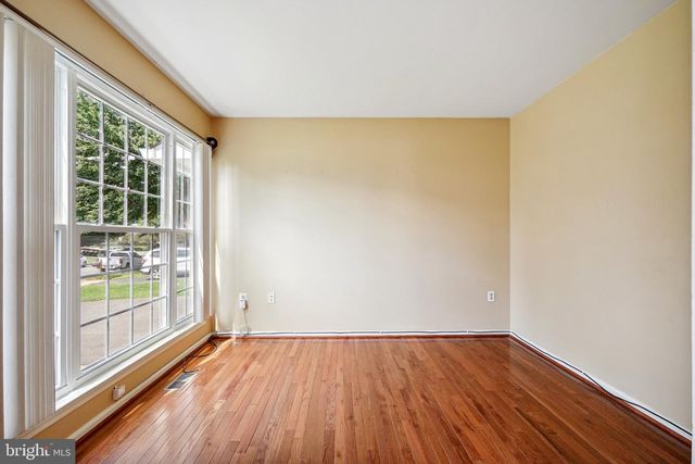 5406 LOMAX WAY, Woodbridge, VA 22193