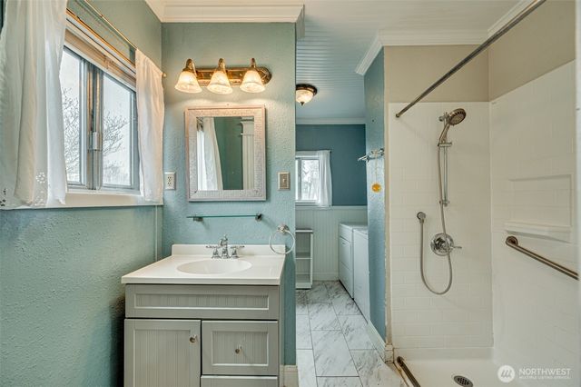 656 Davidson Avenue, Woodland, WA 98674