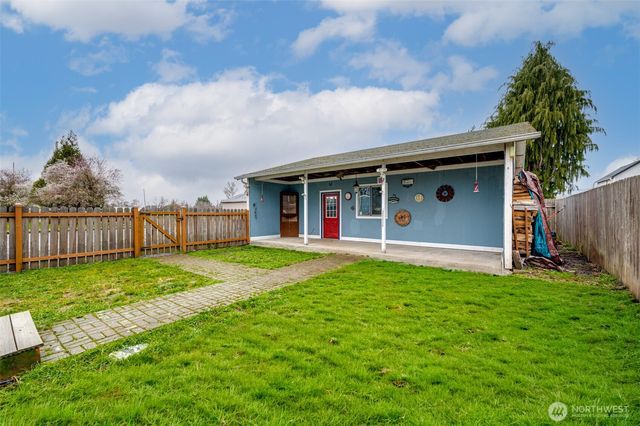 656 Davidson Avenue, Woodland, WA 98674