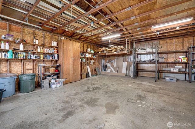 656 Davidson Avenue, Woodland, WA 98674