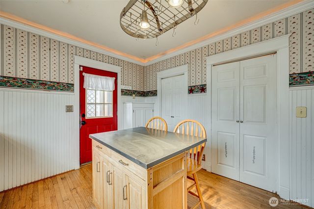 656 Davidson Avenue, Woodland, WA 98674