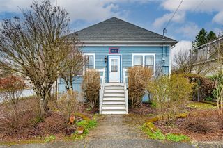 656 Davidson Avenue, Woodland, WA 98674