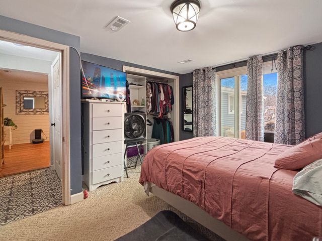 1880 E RTE M, Hartsburg, MO 65039