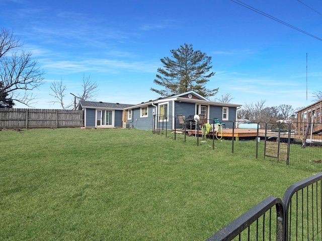 1880 E RTE M, Hartsburg, MO 65039