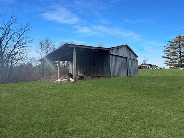 1880 E RTE M, Hartsburg, MO 65039