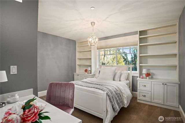 8612 SE 36th Street, Mercer Island, WA 98040