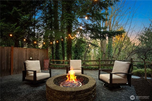 8612 SE 36th Street, Mercer Island, WA 98040