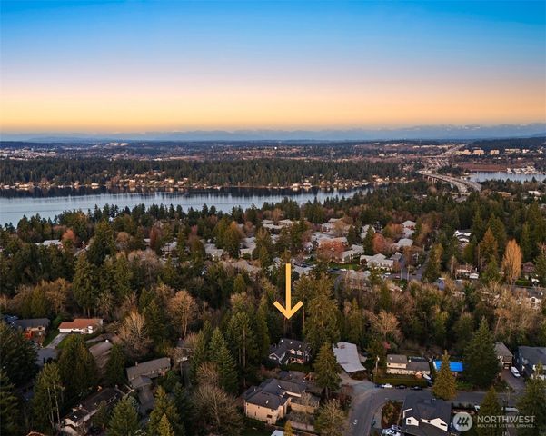 8612 SE 36th Street, Mercer Island, WA 98040
