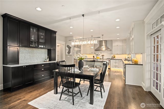 8612 SE 36th Street, Mercer Island, WA 98040