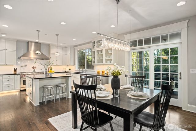 8612 SE 36th Street, Mercer Island, WA 98040