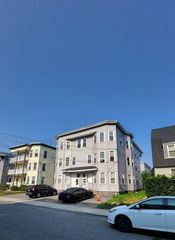 147 4th Street 1, Leominster, MA 01453