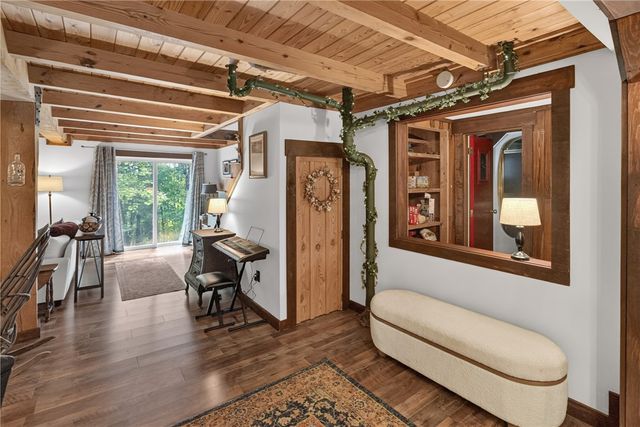 130 Maggie Rufus Lane, Westminster, SC 29693