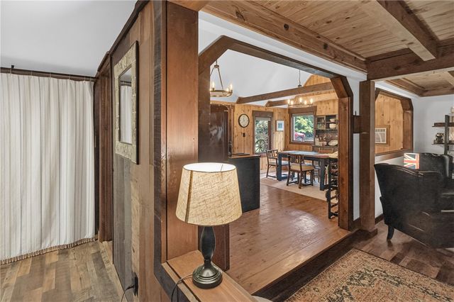 130 Maggie Rufus Lane, Westminster, SC 29693