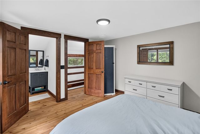 130 Maggie Rufus Lane, Westminster, SC 29693