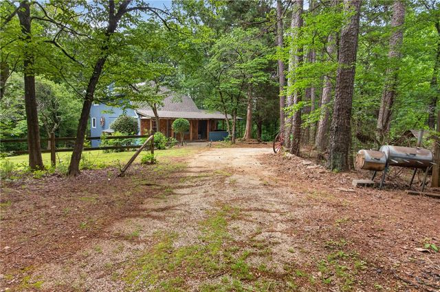 130 Maggie Rufus Lane, Westminster, SC 29693