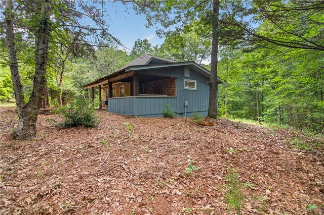 130 Maggie Rufus Lane, Westminster, SC 29693