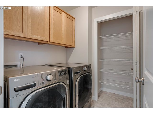 2439 Se 63RD Way, Hillsboro, OR 97123