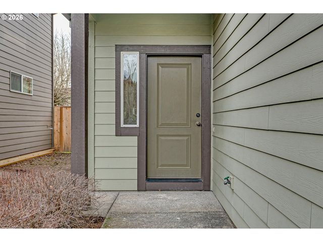 2439 Se 63RD Way, Hillsboro, OR 97123