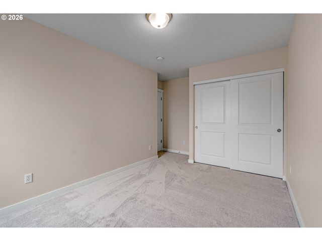 2439 Se 63RD Way, Hillsboro, OR 97123