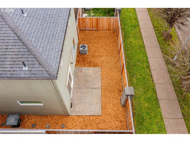 2439 Se 63RD Way, Hillsboro, OR 97123