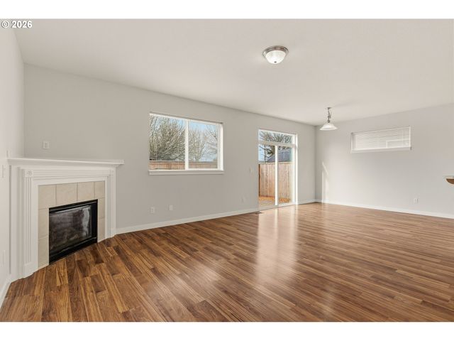 2439 Se 63RD Way, Hillsboro, OR 97123