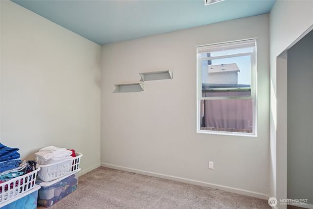 1312 W 17th Avenue, La Center, WA 98629