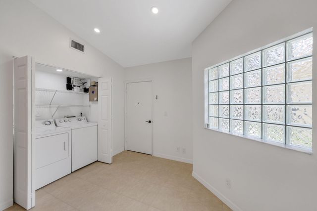 6171 Floral Lakes Dr, Delray Beach, FL 33484