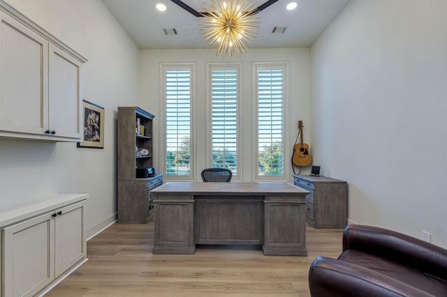 109 Dawn River CV, Austin, TX 78732