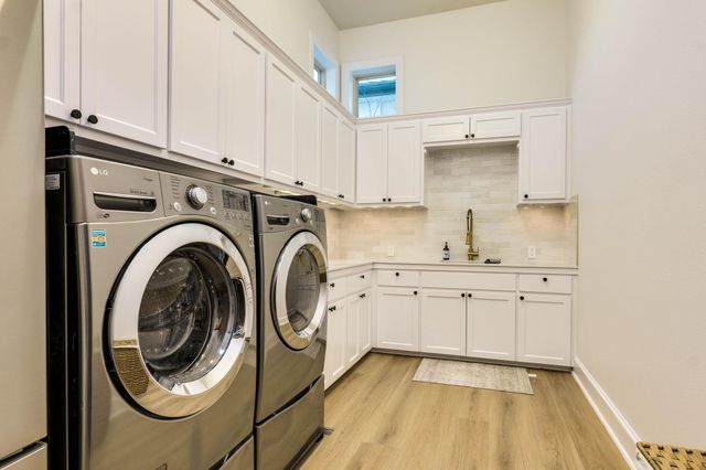 109 Dawn River CV, Austin, TX 78732