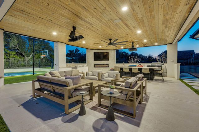 109 Dawn River CV, Austin, TX 78732